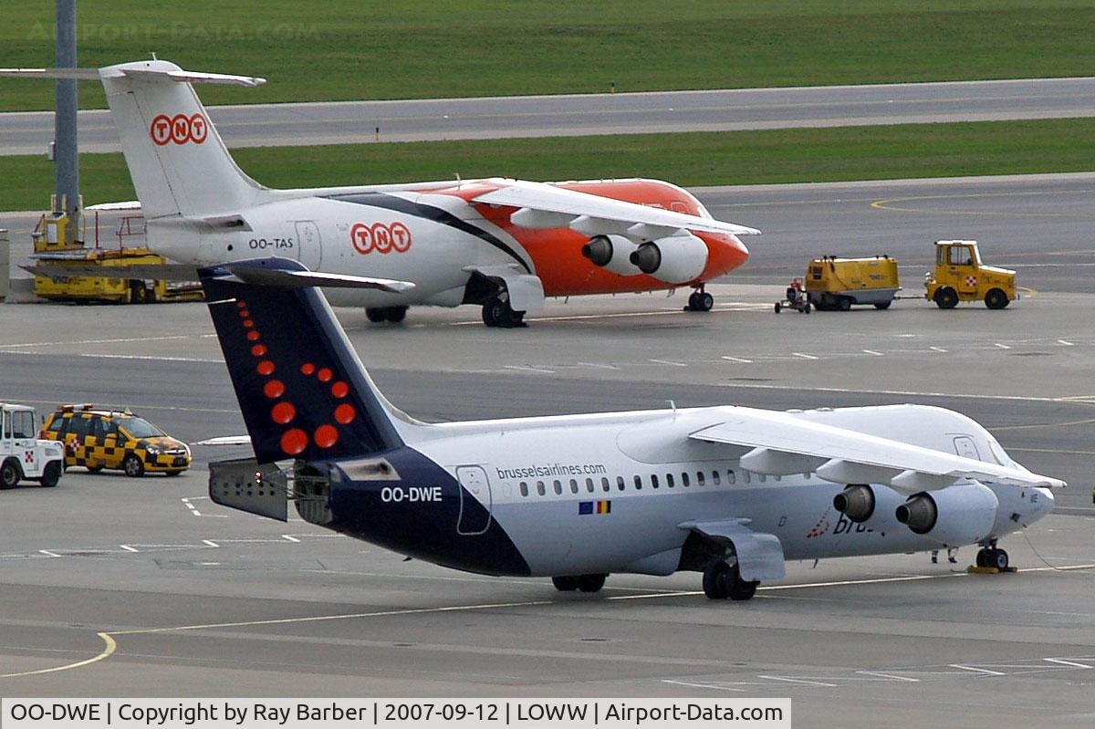 OO-DWE, 1998 British Aerospace Avro 146-RJ100 C/N E3327, BAe 146-RJ100 [E3327] (Brussels Airlines) Vienna-Schwechat~OE 12/09/2007