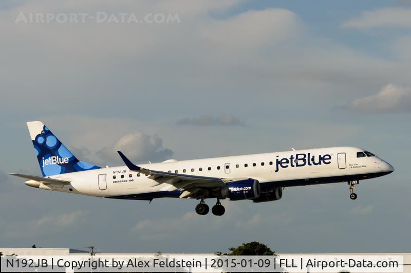 N192JB, 2005 Embraer 190AR (ERJ-190-100IGW) C/N 19000014, Ft. Lauderdale