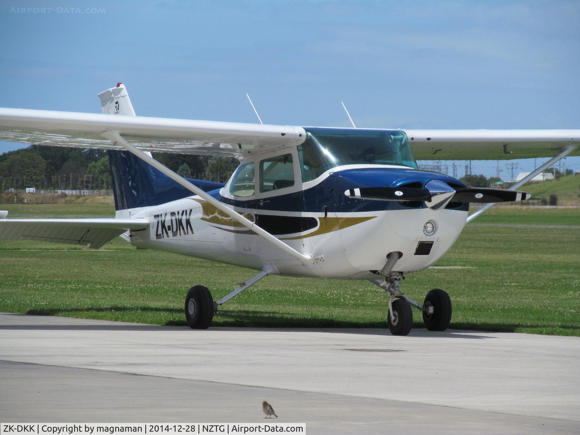 ZK-DKK, Cessna 172M C/N 17261742, on apron at Tauranga