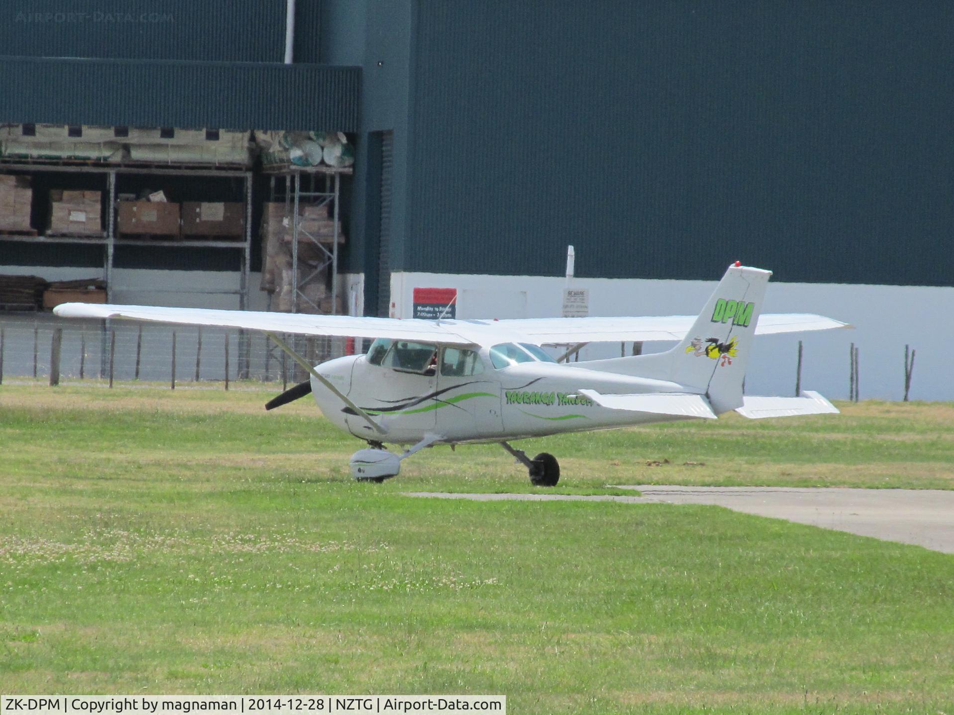 ZK-DPM, Cessna 172M C/N 17263202, skydive operator out of Tauranga