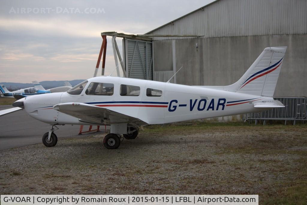 G-VOAR, 1995 Piper PA-28-181 Cherokee Archer III C/N 28-43011, Parked