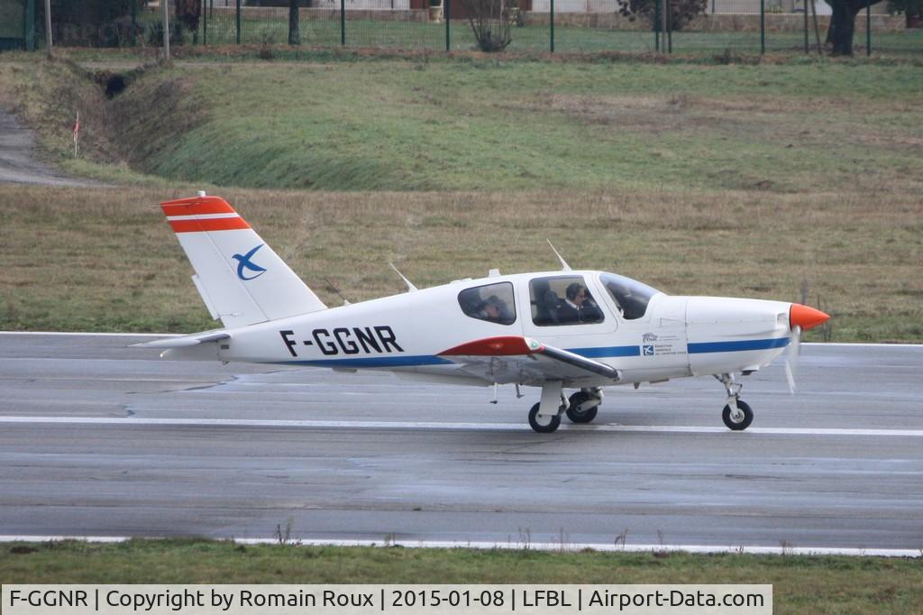 F-GGNR, 1991 Socata TB-20 C/N 1266, On the runway 21