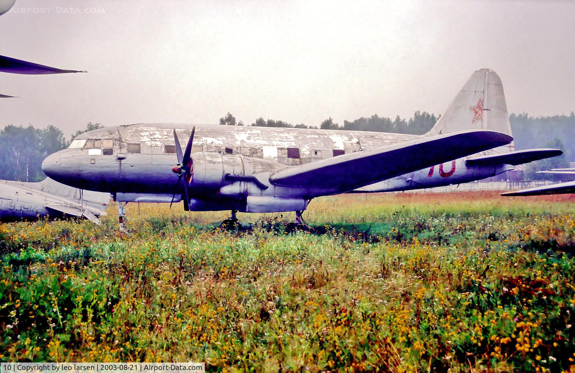 10, 1947 Ilyushin Il-12T C/N 30218, Moino Museum Moscow 21.8.03