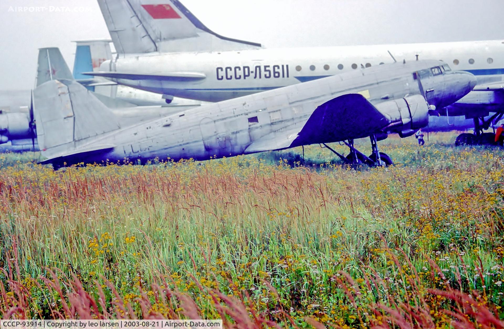 CCCP-93914, 1952 Lisunov Li-2 C/N 23440808, Monino Museum Moscow 21.8.03