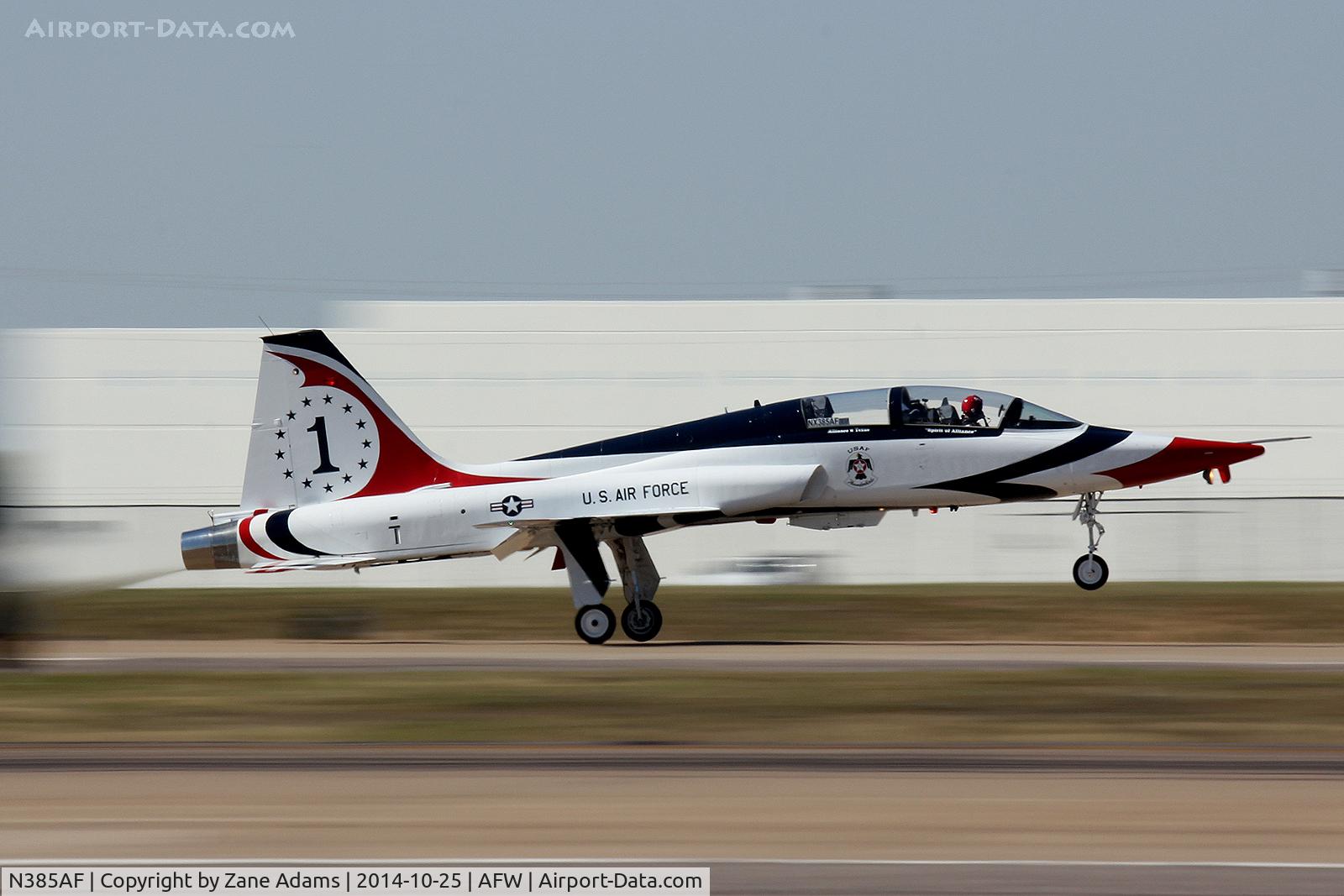 N385AF, 1964 Northrop T-38 C/N 45678, At the 2014 Alliance Airshow