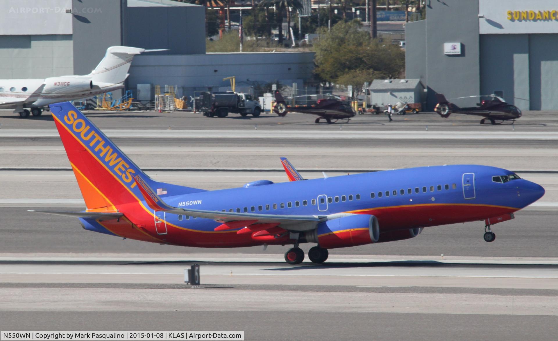 N550WN, 2001 Boeing 737-76Q C/N 30279, Boeing 737-700