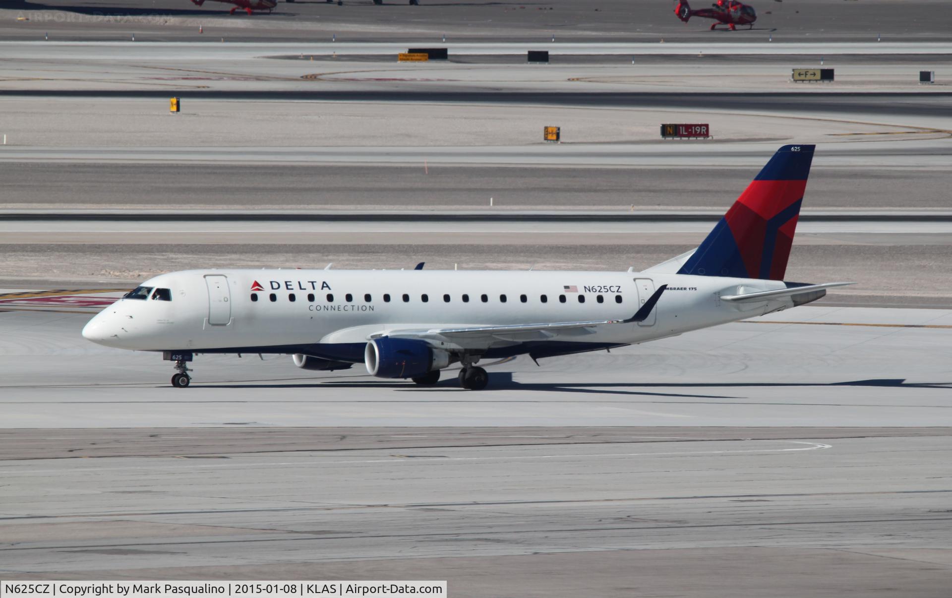 N625CZ, 2008 Embraer 175LR (ERJ-170-200LR) C/N 17000225, ERJ 170-200 LR