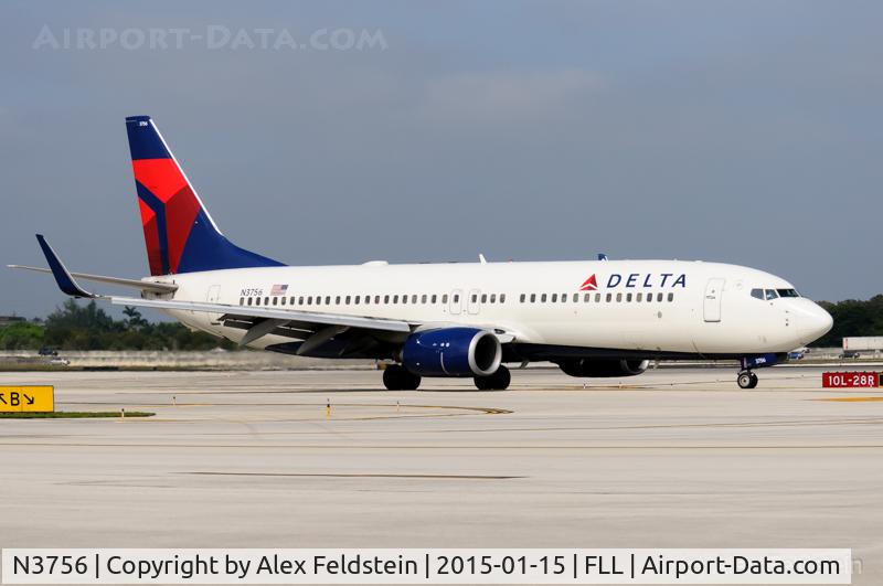 N3756, 2001 Boeing 737-832 C/N 30493, Ft. Lauderdale