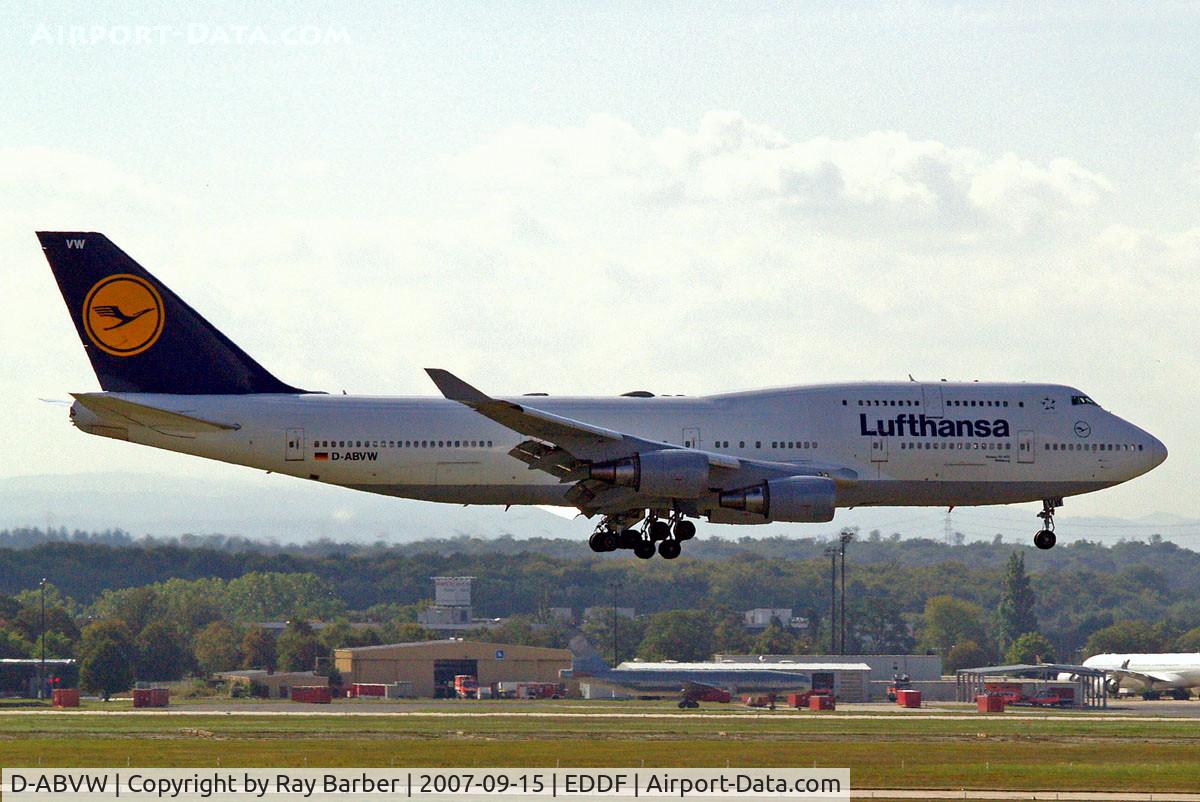 D-ABVW, 1999 Boeing 747-430 C/N 29493, Boeing 747-430 [29493] (Lufthansa) Frankfurt~D 15/09/2007