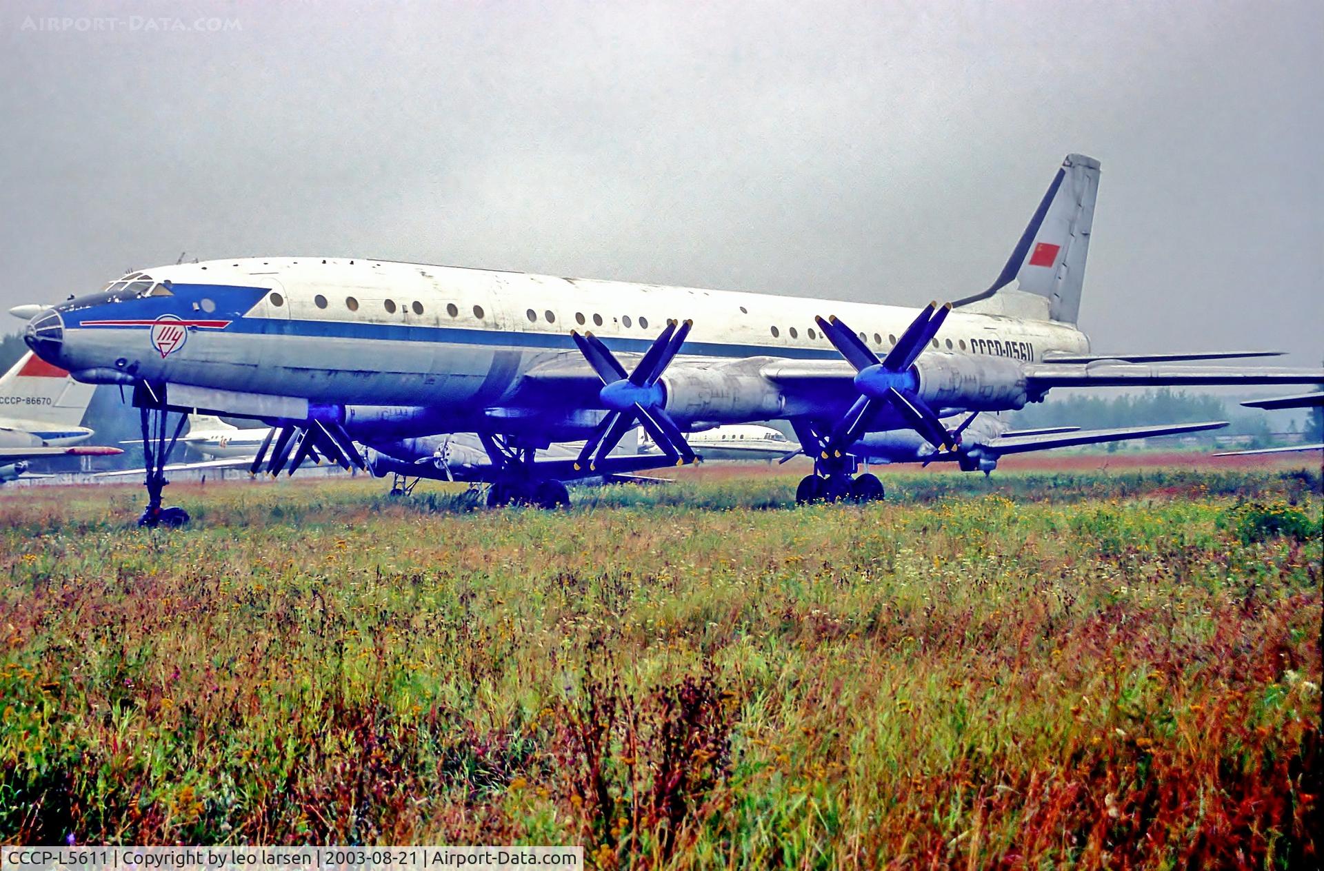 CCCP-L5611, 1957 Tupolev Tu-114 Rossiya C/N 5611, Monino Museum Moscow 21.8.03