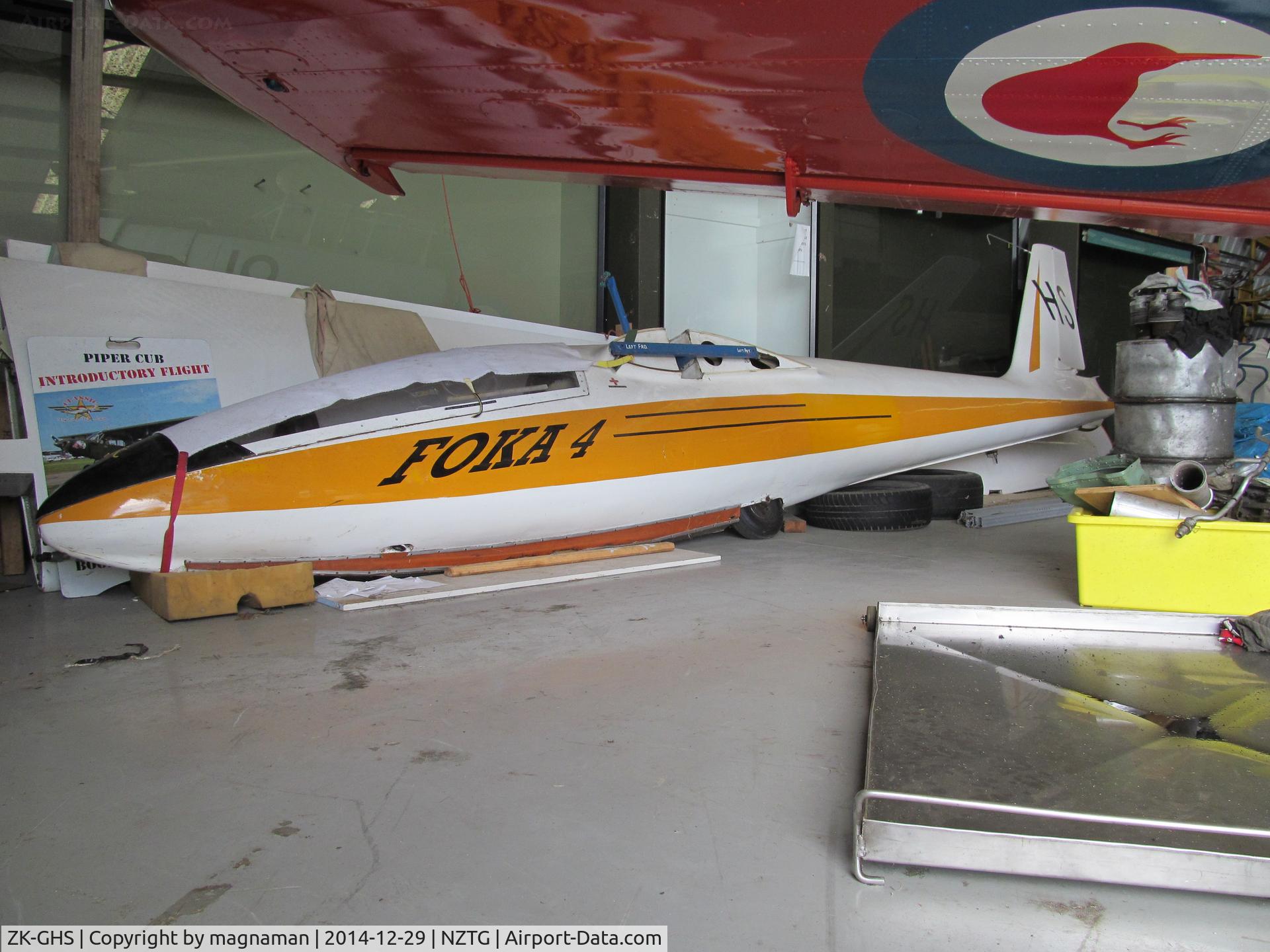 ZK-GHS, PZL-Bielsko SZD-24-4A Foka-4 C/N W312, little foka