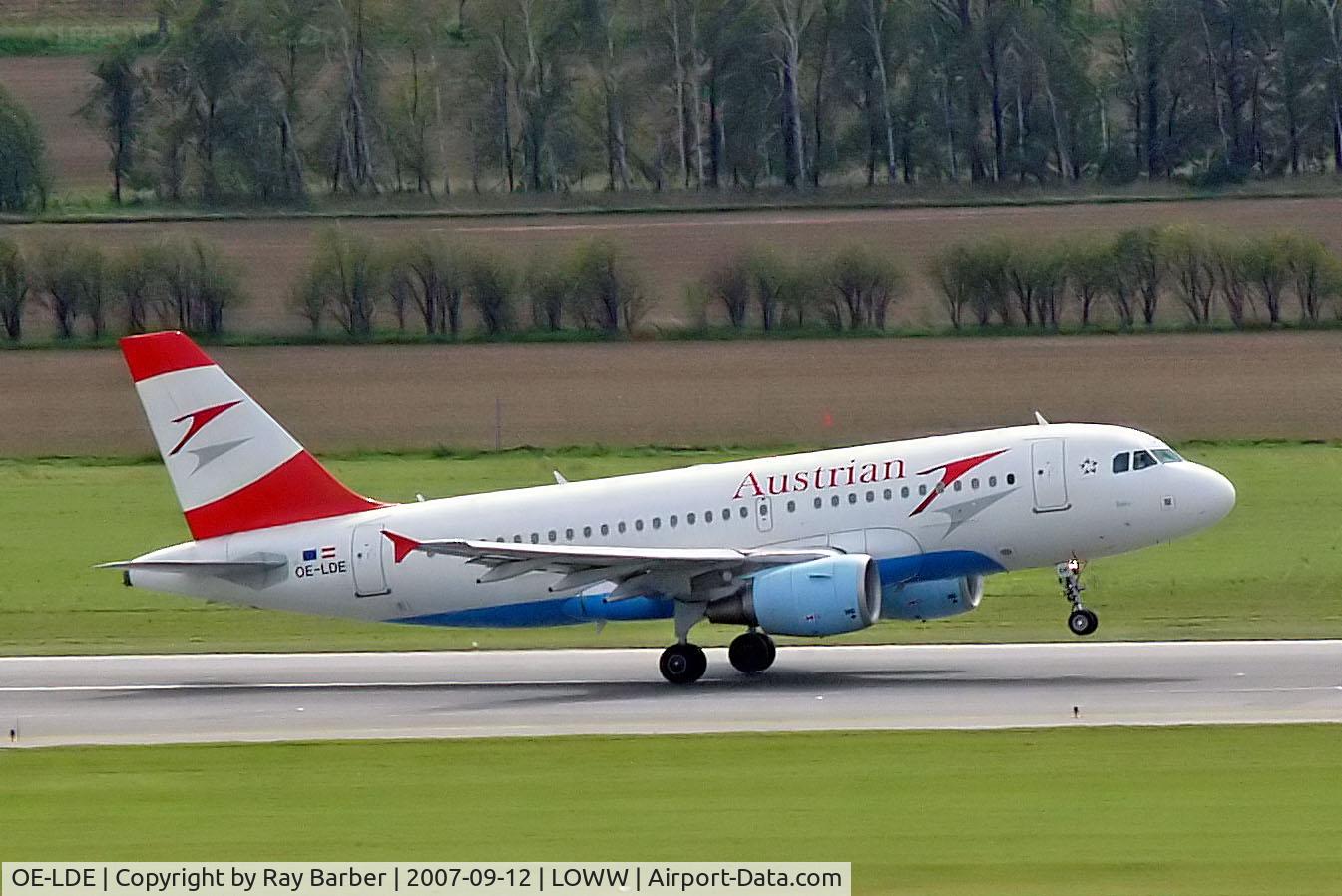 OE-LDE, 2005 Airbus A319-112 C/N 2494, Airbus A319-112 [2494] (Austrian Airlines) Vienna-Schwechat~OE 12/09/2007