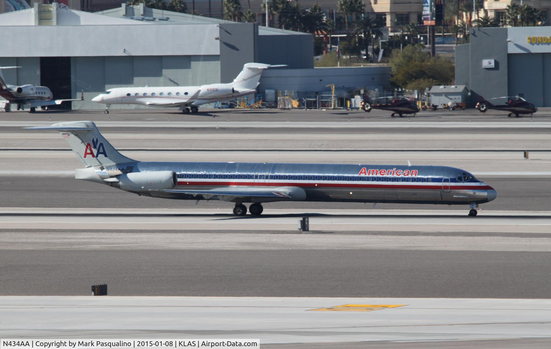 N434AA, 1987 McDonnell Douglas MD-83 (DC-9-83) C/N 49452, MD-83