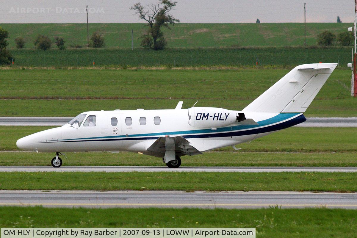 OM-HLY, 2000 Cessna 525 CitationJet CJ1 C/N 525-0393, Cessna Citation Jet 1 [525-0393] Vienna-Schwechat~OE 13/09/2007
