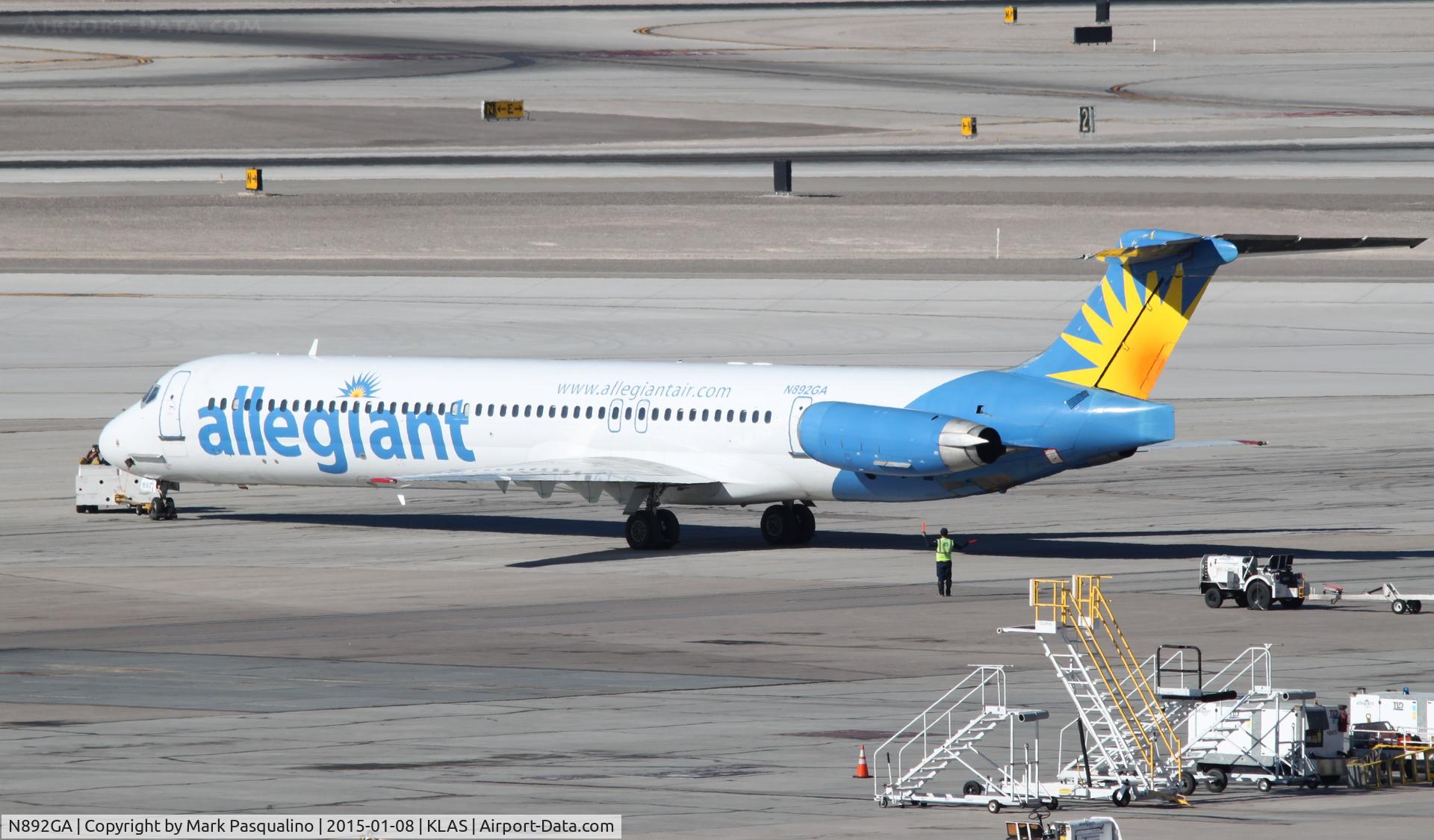 N892GA, 1989 McDonnell Douglas MD-83 (DC-9-83) C/N 49826, MD-83