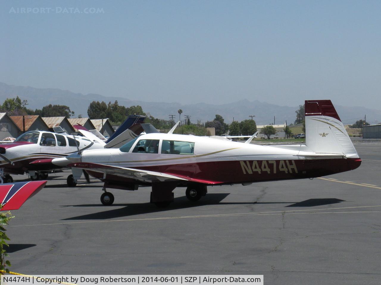 N4474H, 1978 Mooney M20J 201 C/N 24-0744, 1978 Mooney M20J 201, Lycoming IO-360-A3B6D 200 hp, taxi to transient line