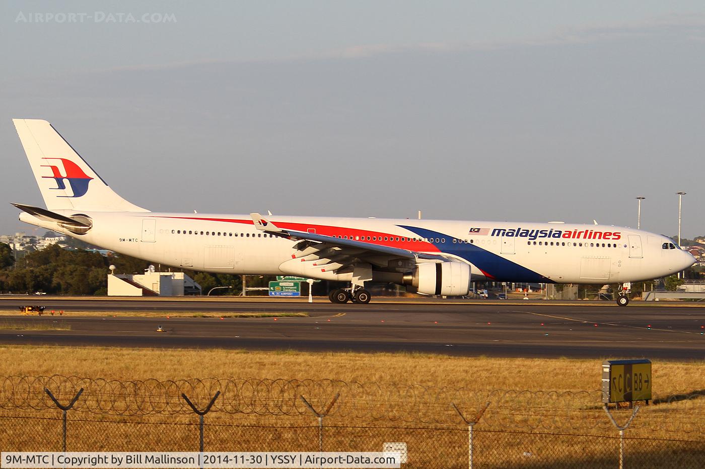 9M-MTC, 2011 Airbus A330-323X C/N 1229, down onto 34L