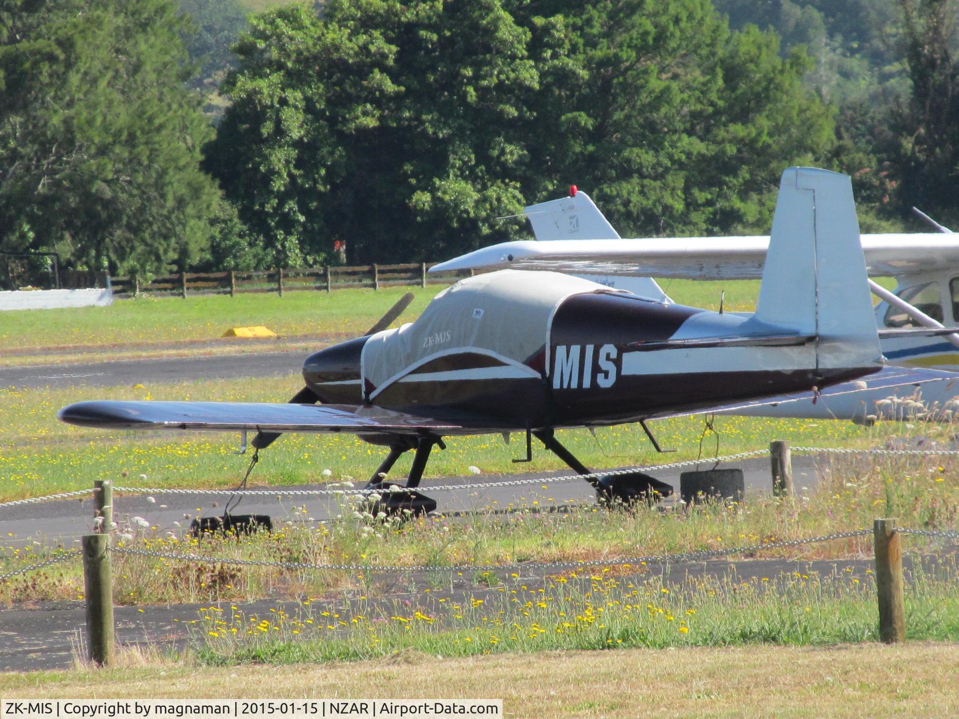 ZK-MIS, 2007 Vans RV-7A C/N 72461, parked up at ardmore