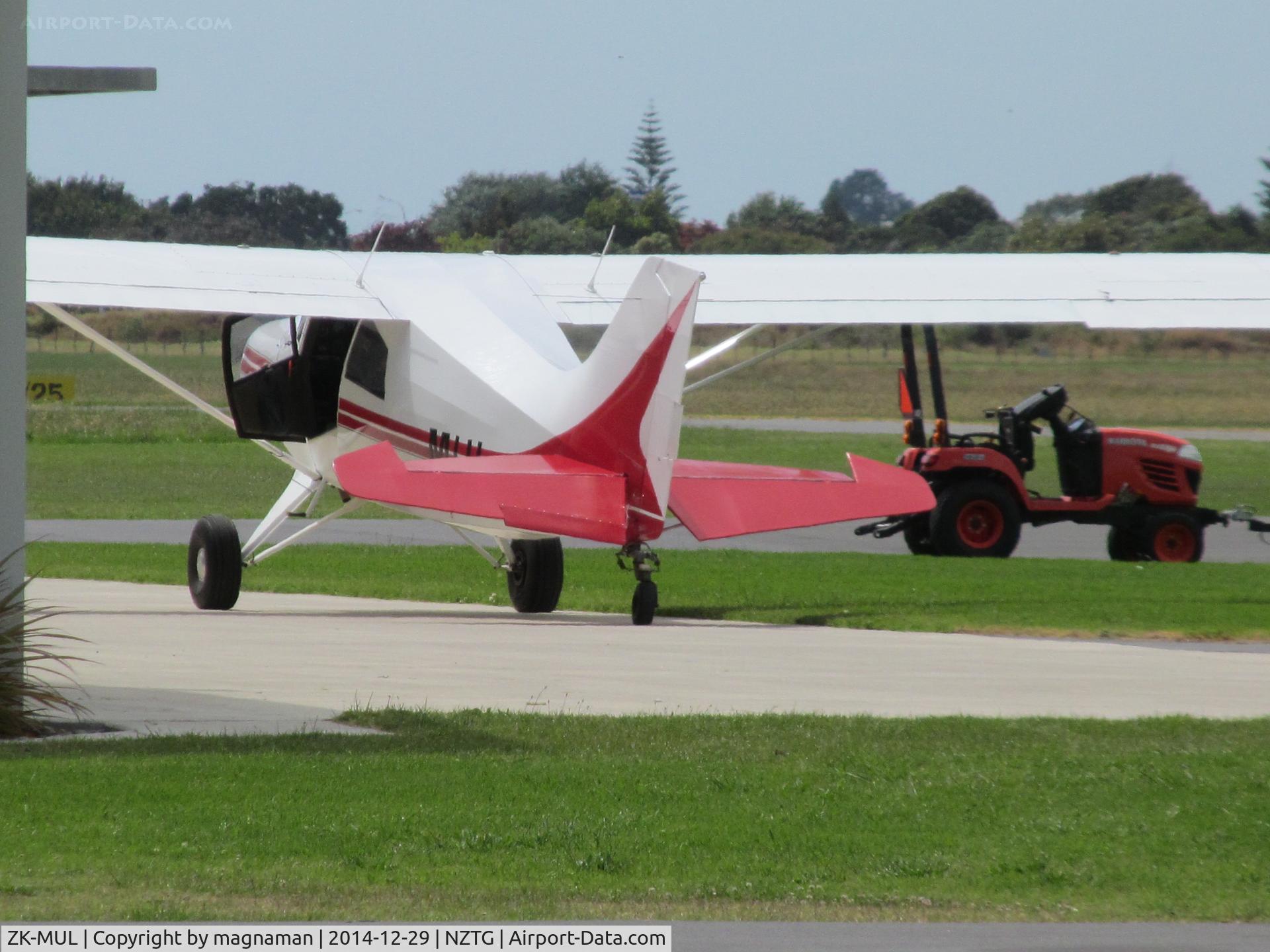 ZK-MUL, 1997 Maule MX-7-180A Sportplane C/N 20052C, popped out of hangar for a few mins