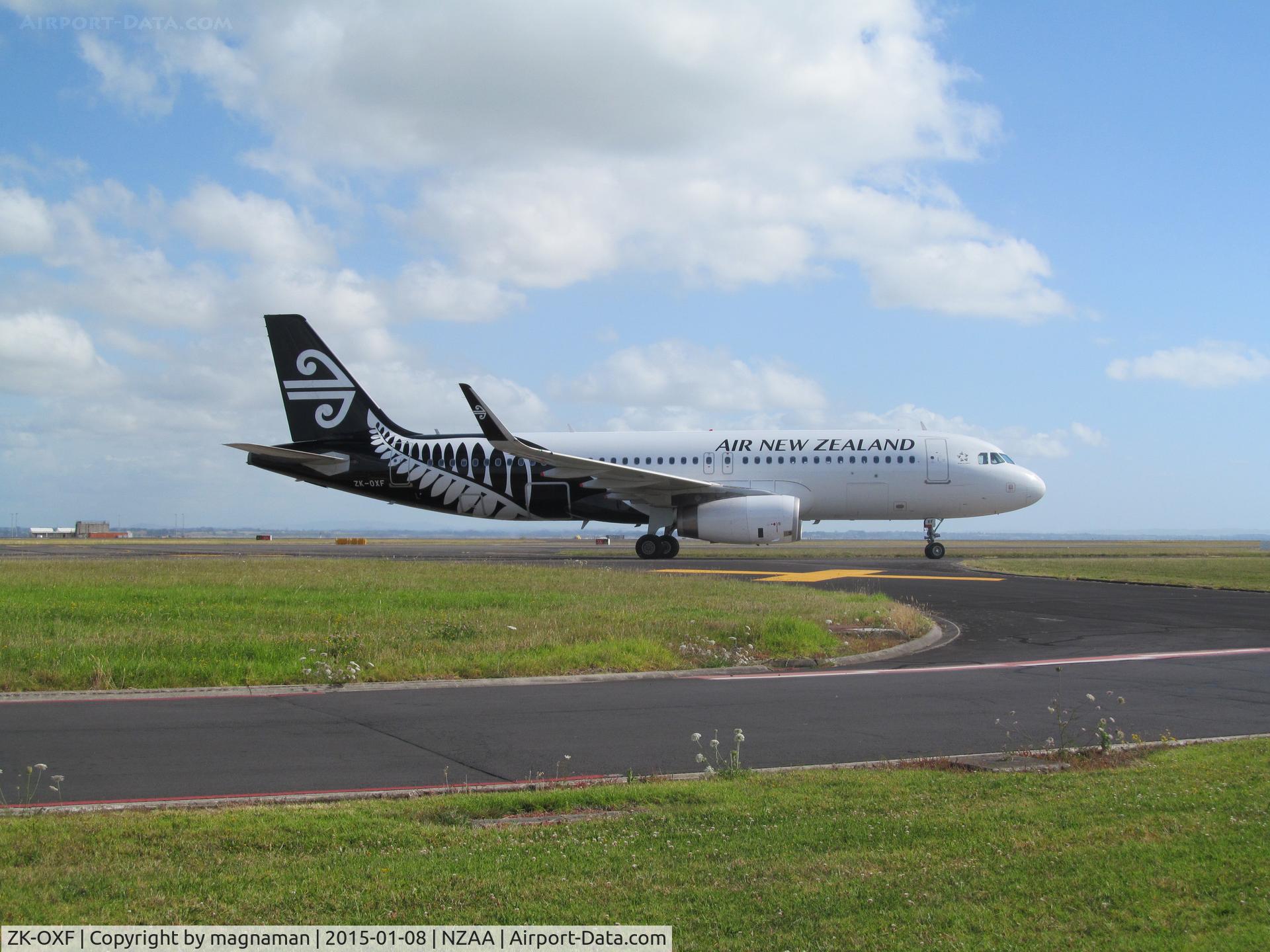 ZK-OXF, 2014 Airbus A320-232 C/N 6182, just landed