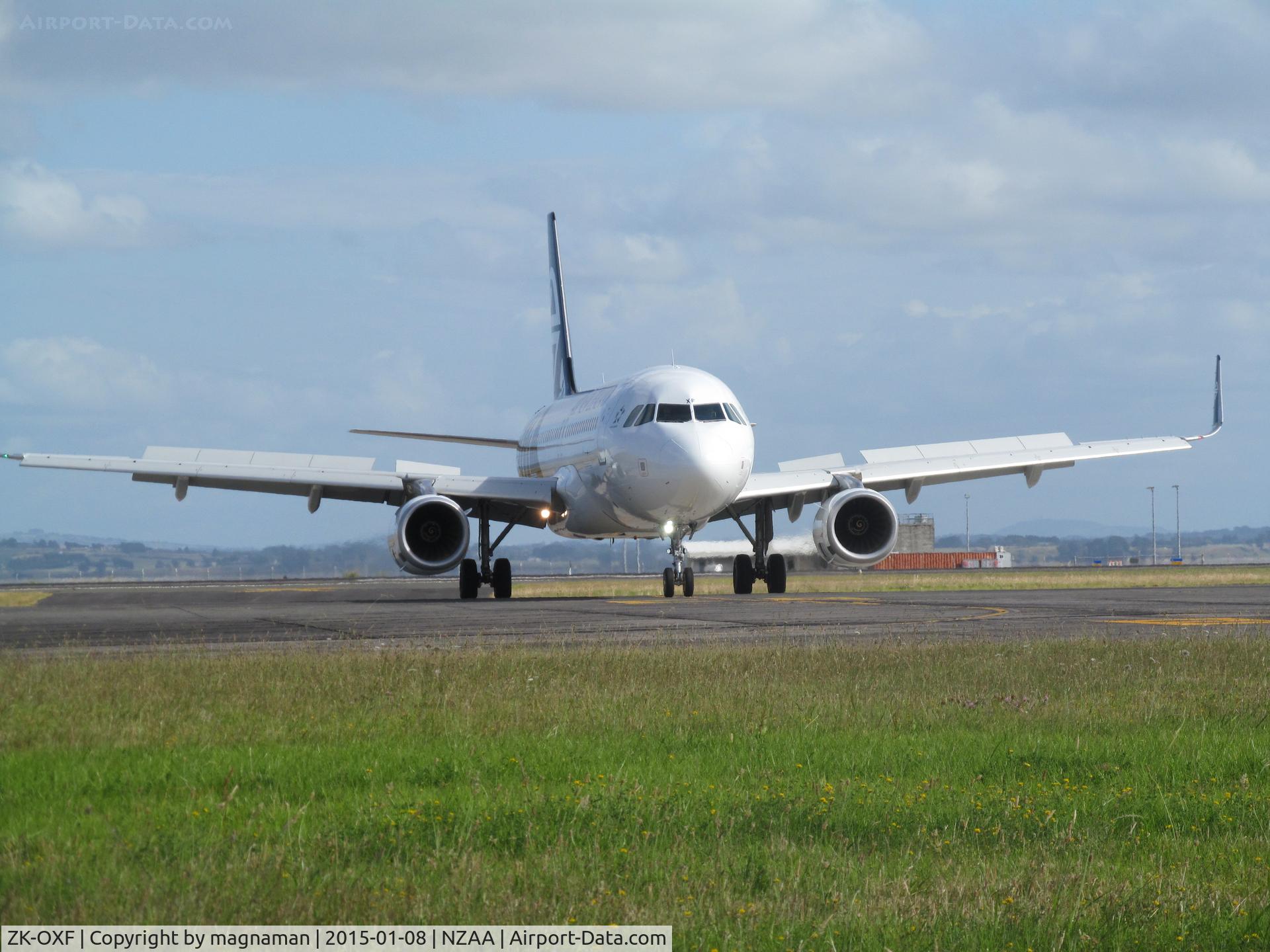 ZK-OXF, 2014 Airbus A320-232 C/N 6182, frontal lobe