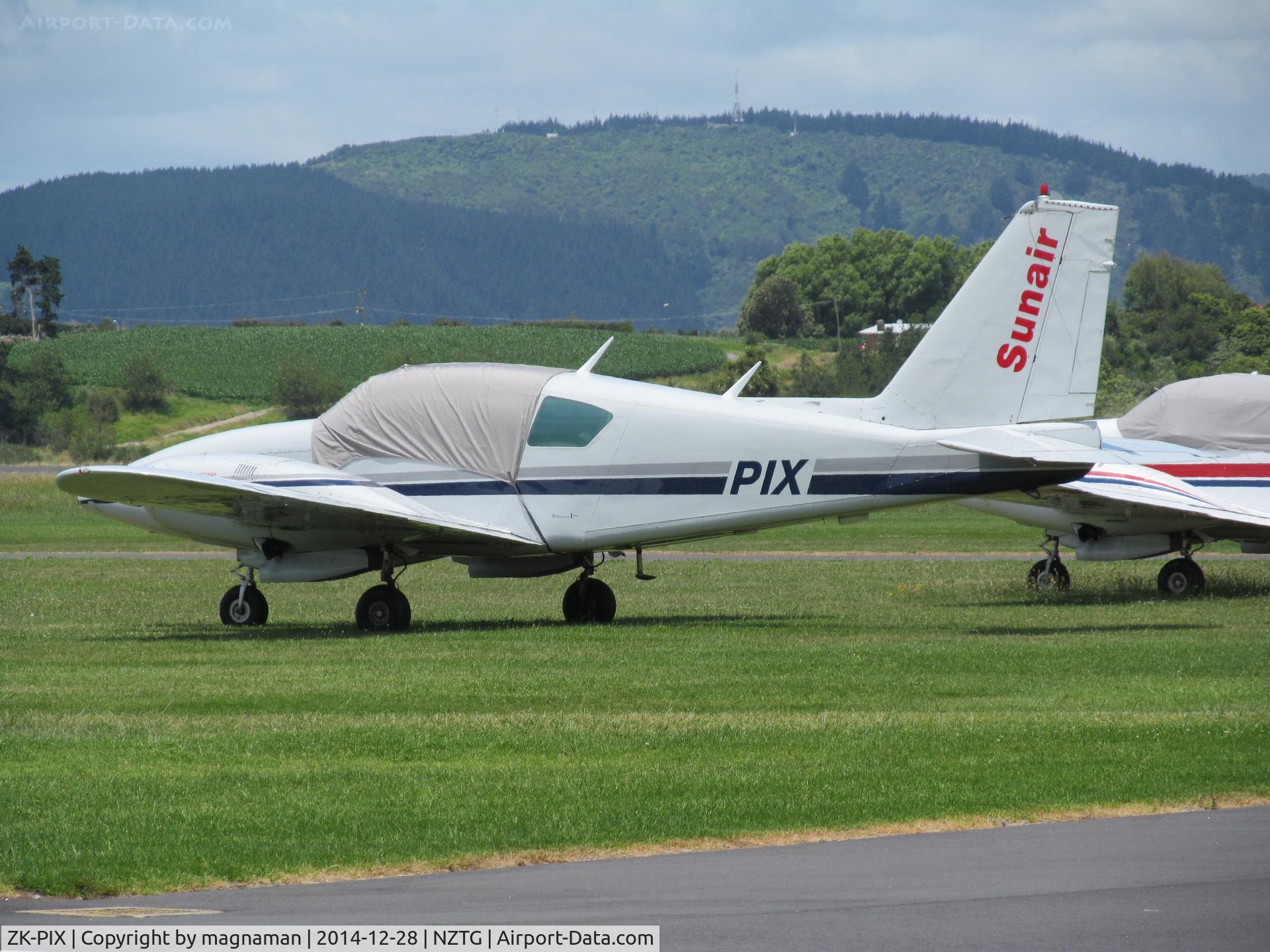 ZK-PIX, Piper PA-23-250 Aztec C/N 27-4738, Sunair have quite a few of these Aztecs in their fleet