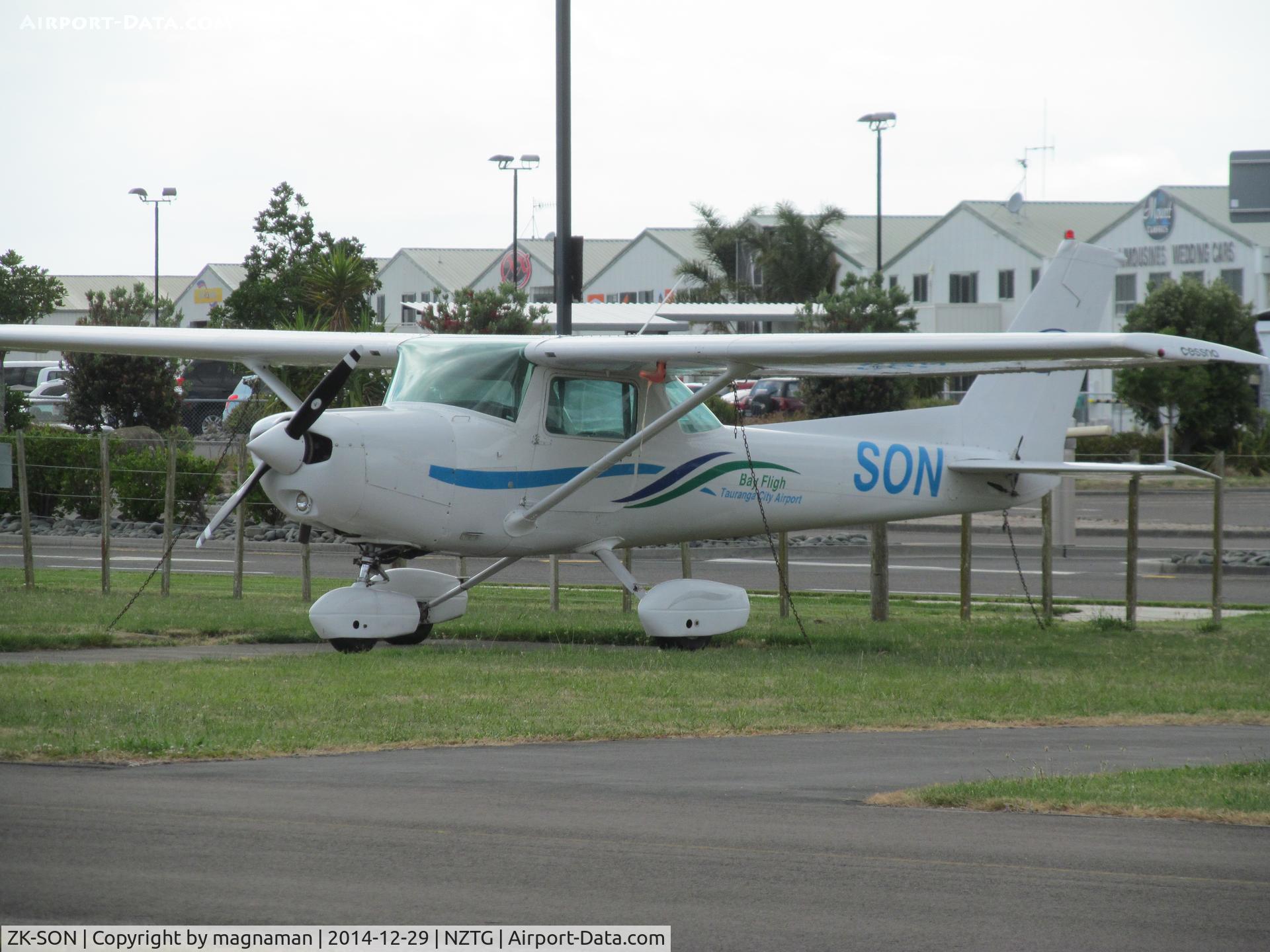 ZK-SON, Cessna 152 C/N 15284105, in liquidation - awaiting new owners