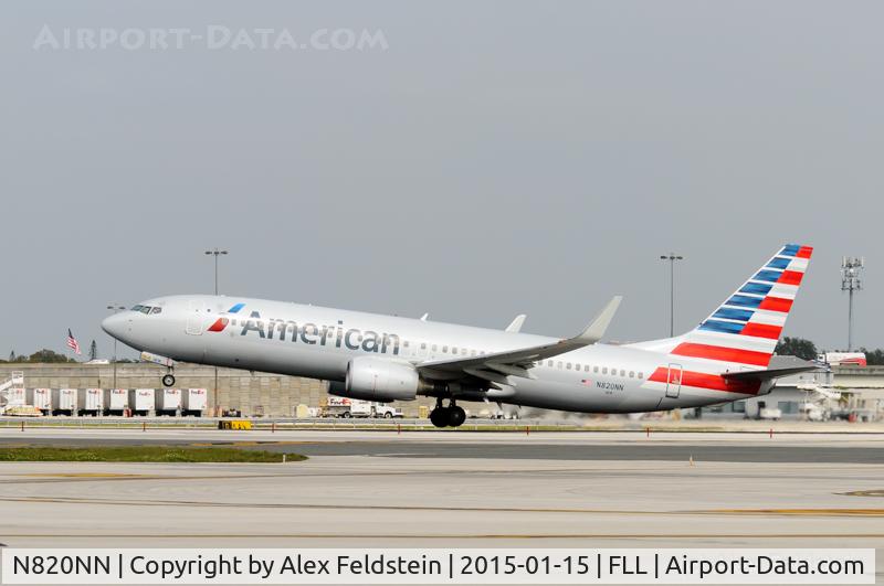 N820NN, 2009 Boeing 737-823 C/N 29559, Ft. Lauderdale