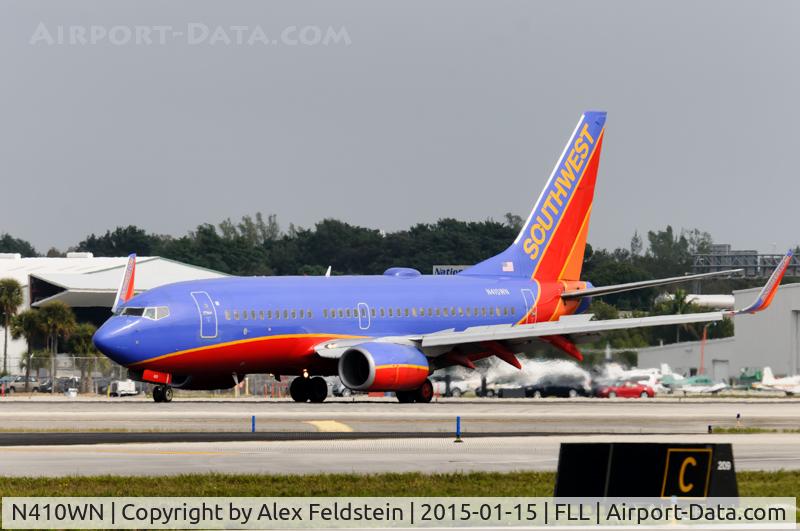 N410WN, 2001 Boeing 737-7H4 C/N 27897, Ft. Lauderdale