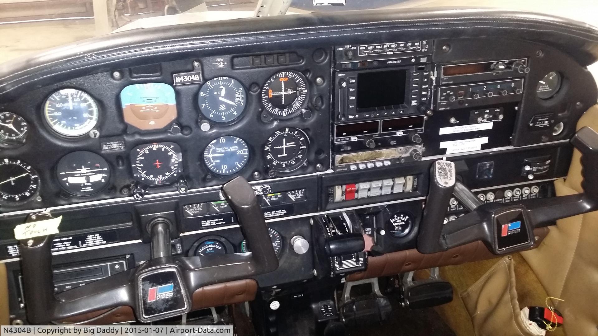 N4304B, Cessna 170B C/N 26648, Cockpit of 04B.