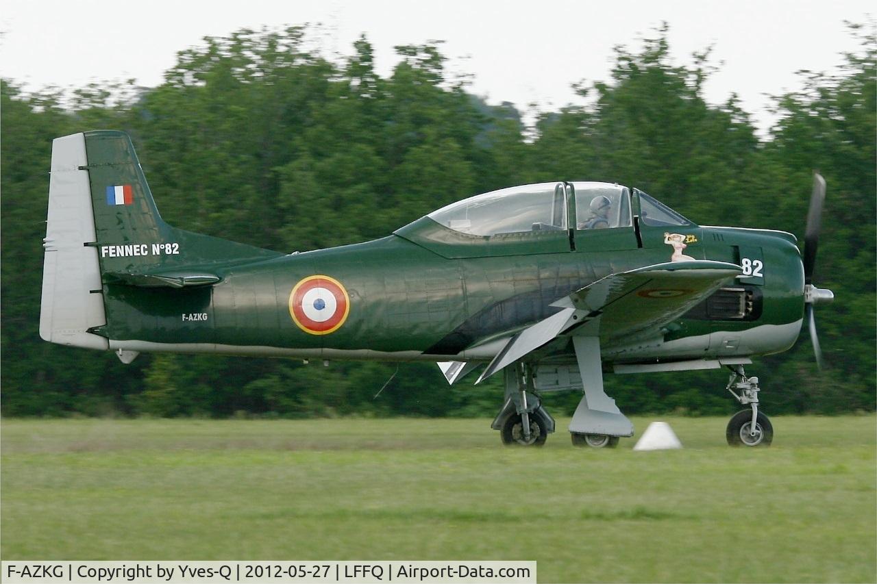 F-AZKG, 1951 North American T-28A Fennec C/N 174-111, North American T-28A Fennec, La Ferté Alais Airfield (LFFQ) Air Show 2012