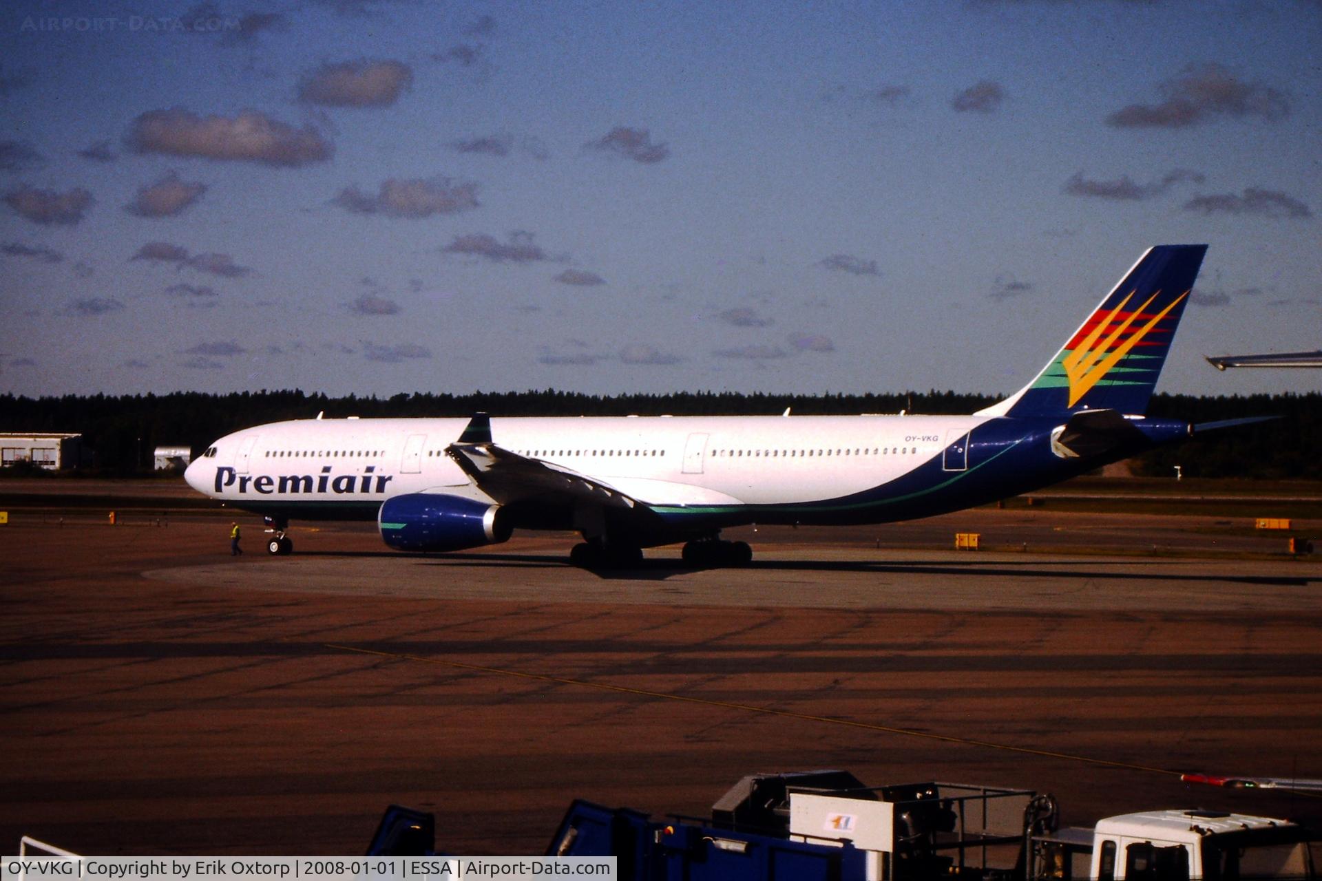 OY-VKG, 2000 Airbus A330-343X C/N 349, OY-VKG in ARN SEP00