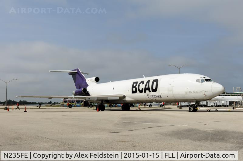N235FE, 1977 Boeing 727-247F C/N 21329, Ft. Lauderdale