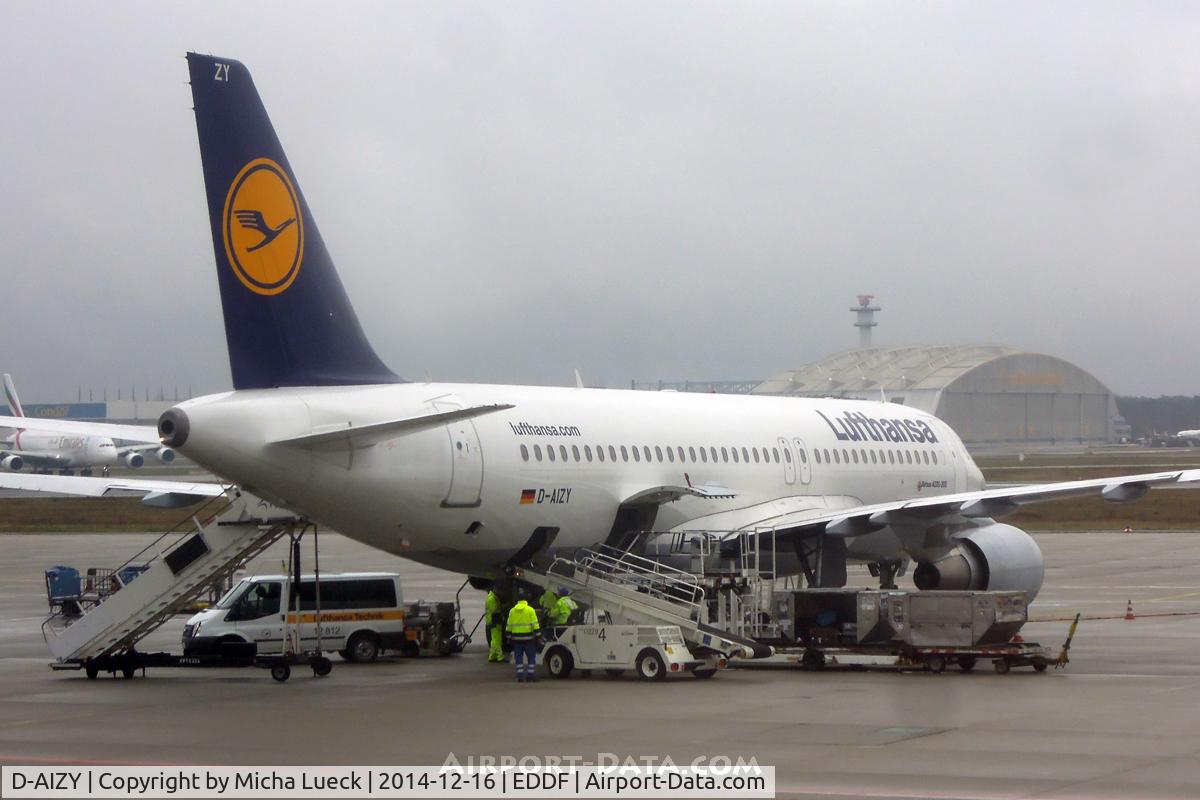 D-AIZY, 2013 Airbus A320-214 C/N 5769, Gloomy morning at FRA