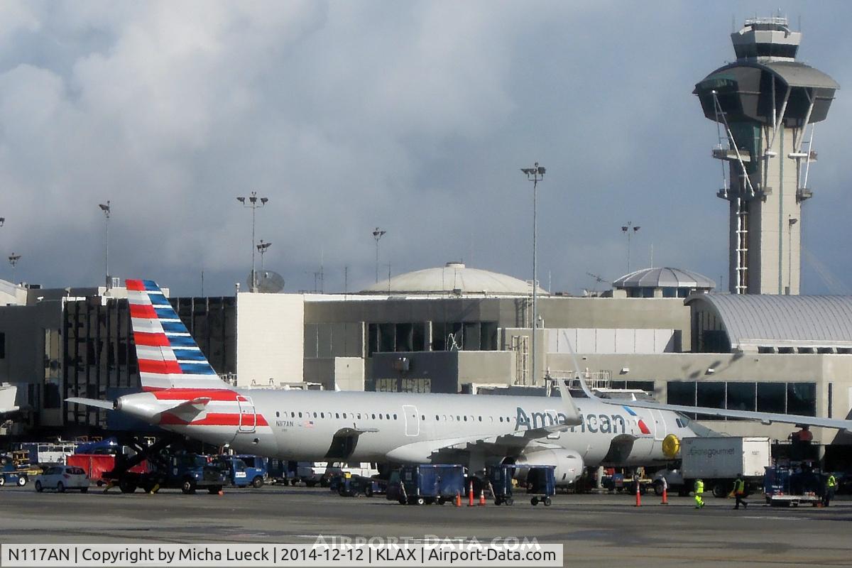 N117AN, 2014 Airbus A321-231 C/N 6094, At LAX