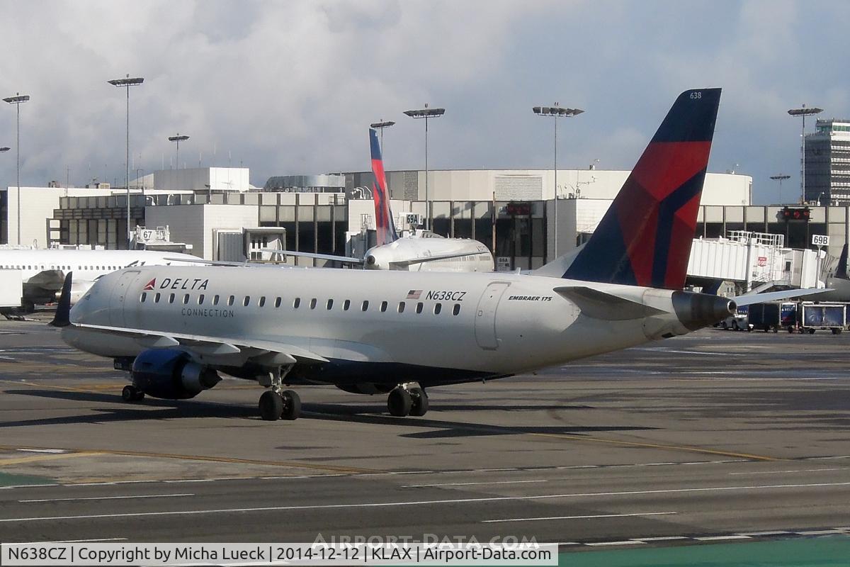 N638CZ, 2008 Embraer 175LR (ERJ-170-200LR) C/N 17000259, At LAX
