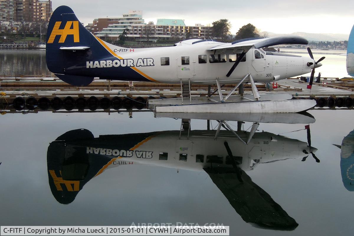 C-FITF, 1955 De Havilland Canada DHC-3T Vazar Turbine Otter C/N 89, Beautiful mirror effect