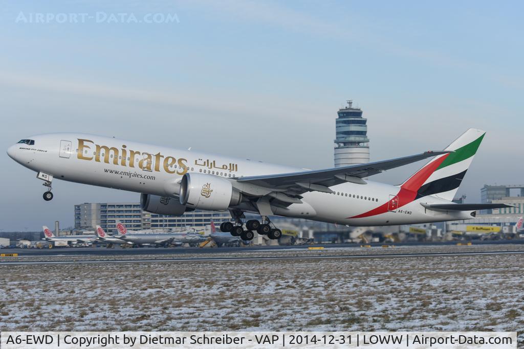 A6-EWD, 2007 Boeing 777-21H/LR C/N 35577, Emirates Boeing 777-200