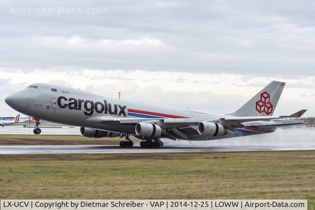 LX-UCV, 2004 Boeing 747-4R7F/SCD C/N 33827, Cargolux Boeing 747-400