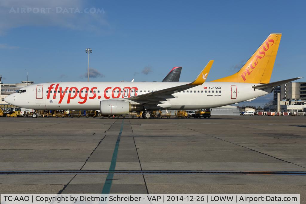 TC-AAO, 2000 Boeing 737-86N C/N 28619, Pegasus Boeing 737-800