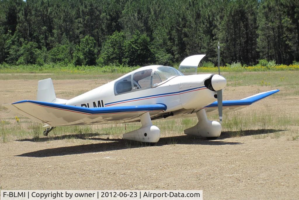 F-BLMI, CEA JODEL DR 1051 C/N 438, Sicile CEA, refait à neuf sur 10 ans par son actuel propriétaire, moteur Potez C. Ollivier Équipé d'une hélice Ratier 2246