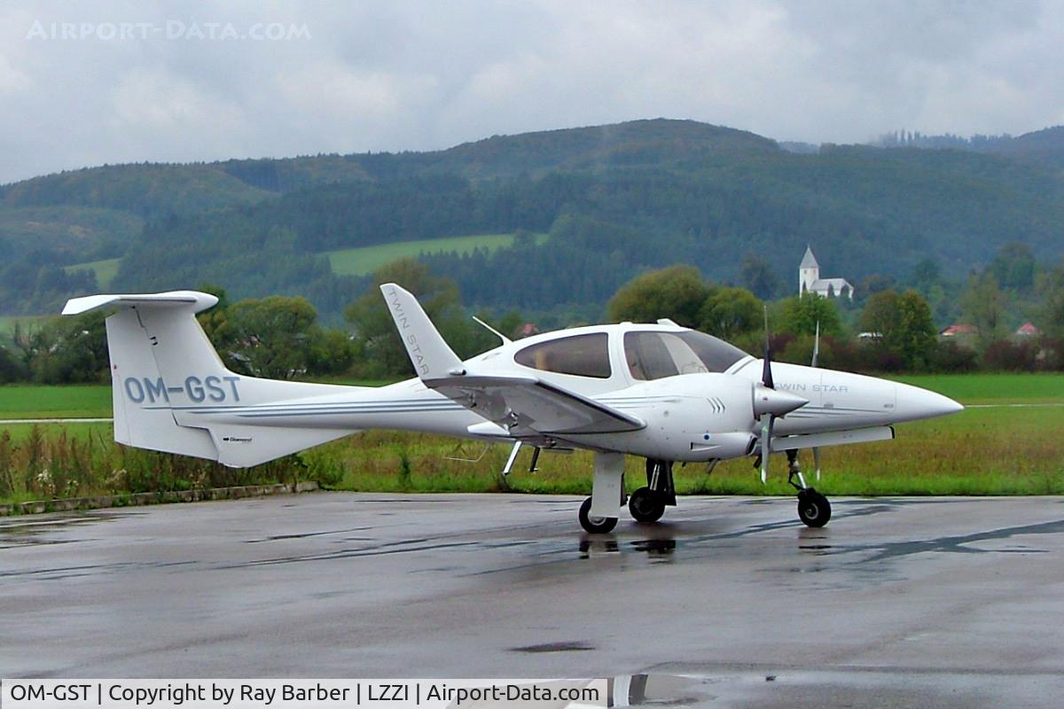 OM-GST, 2005 Diamond DA-42 Twin Star C/N 42.070, Diamond DA-42 Twin Star [42.070] Zilina~OM 11/09/2007