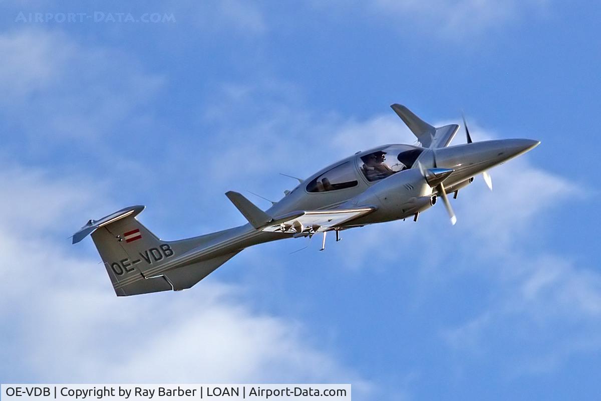 OE-VDB, Diamond DA-42 Twin Star C/N 42.004, Diamond DA.42 Twinstar [42.004] Weiner-Neustadt Ost~OE 13/09/2007