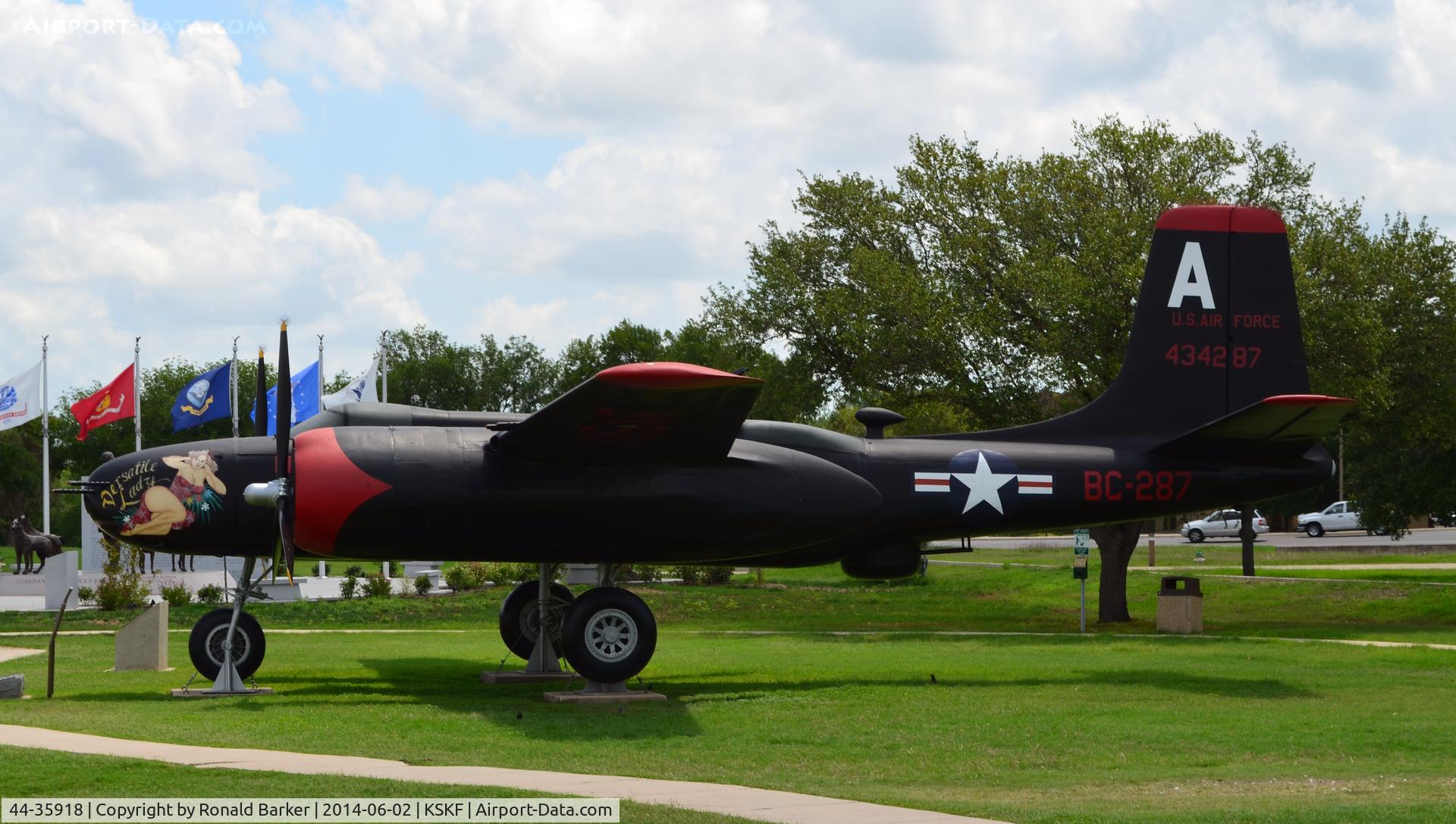 44-35918, 1944 Douglas A-26C-50-DT Invader C/N 29187, LMTC Parade Field