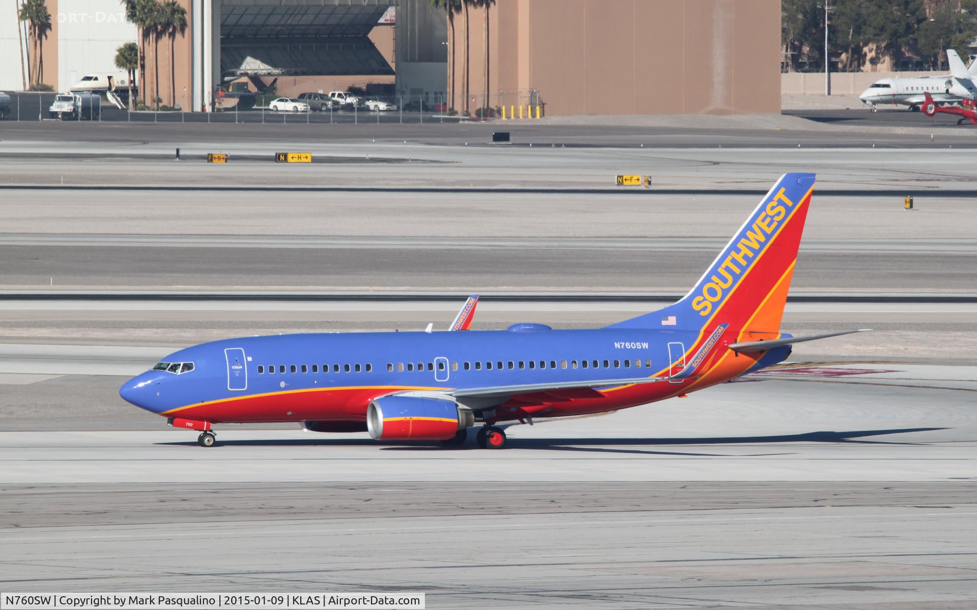 N760SW, 2000 Boeing 737-7H4 C/N 27874, Boeing 737-700