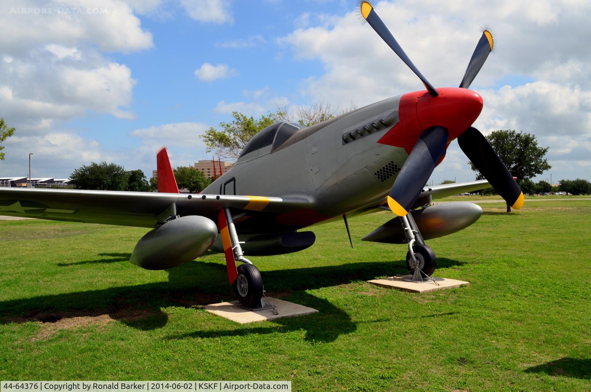 44-64376, North American P-51H Mustang C/N 126-37802, Shown as 44-15648 