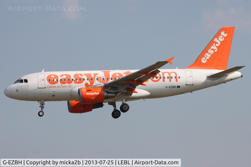 G-EZBH, 2006 Airbus A319-111 C/N 2959, Landing