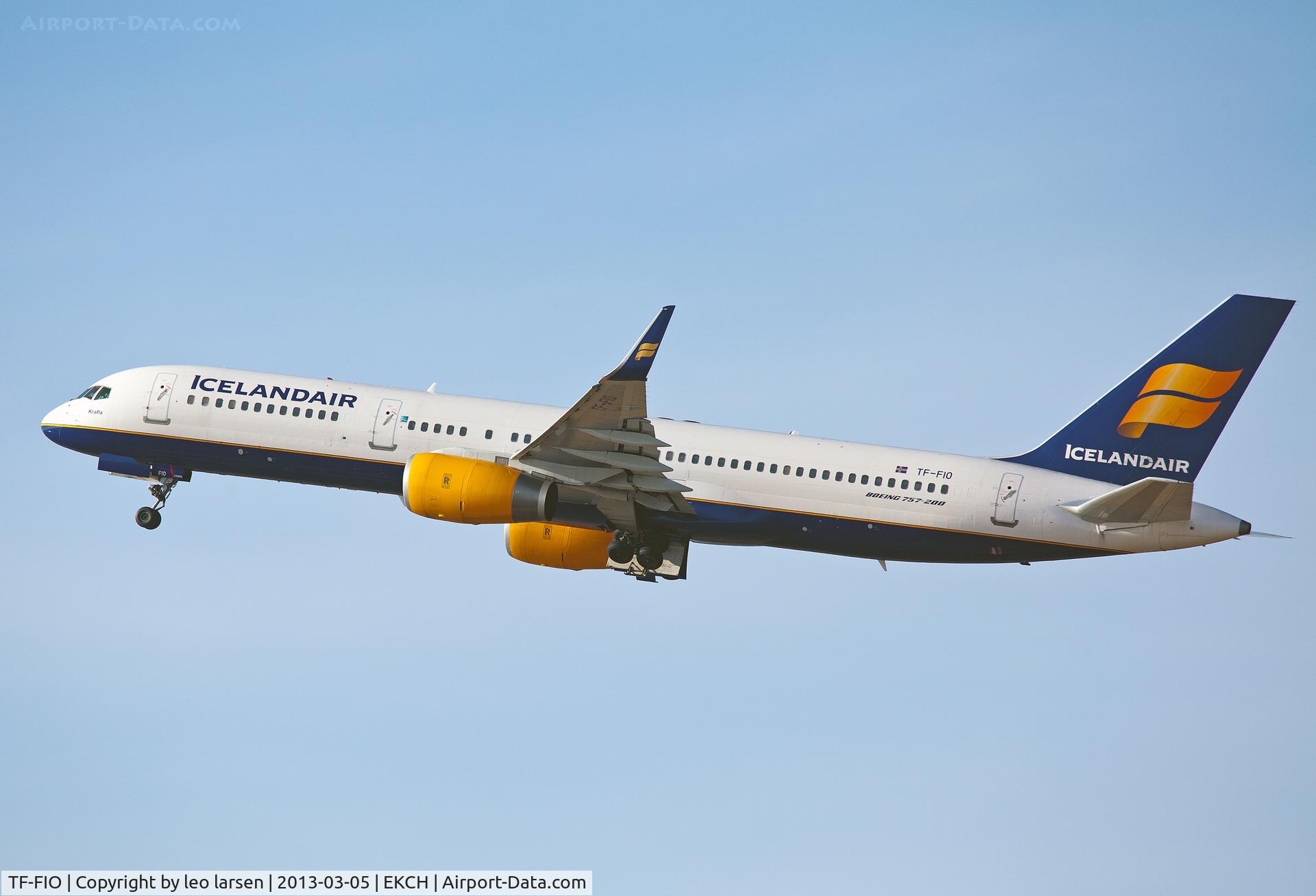 TF-FIO, 1999 Boeing 757-208 C/N 29436, Copenhagen Kastrup 5.3.13