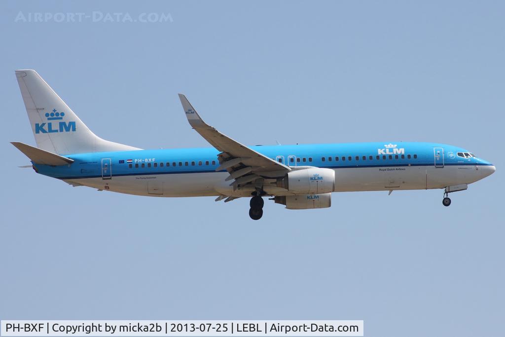 PH-BXF, 2000 Boeing 737-8K2 C/N 29596, Landing