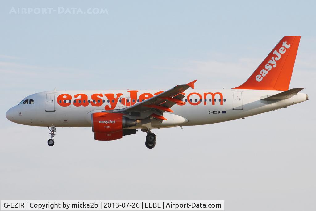 G-EZIR, 2005 Airbus A319-111 C/N 2527, Landing